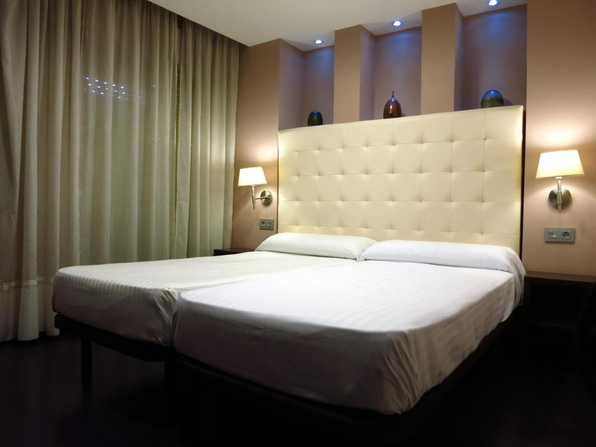 Apartamentos Boutique Catedral Valladolid Exteriör bild