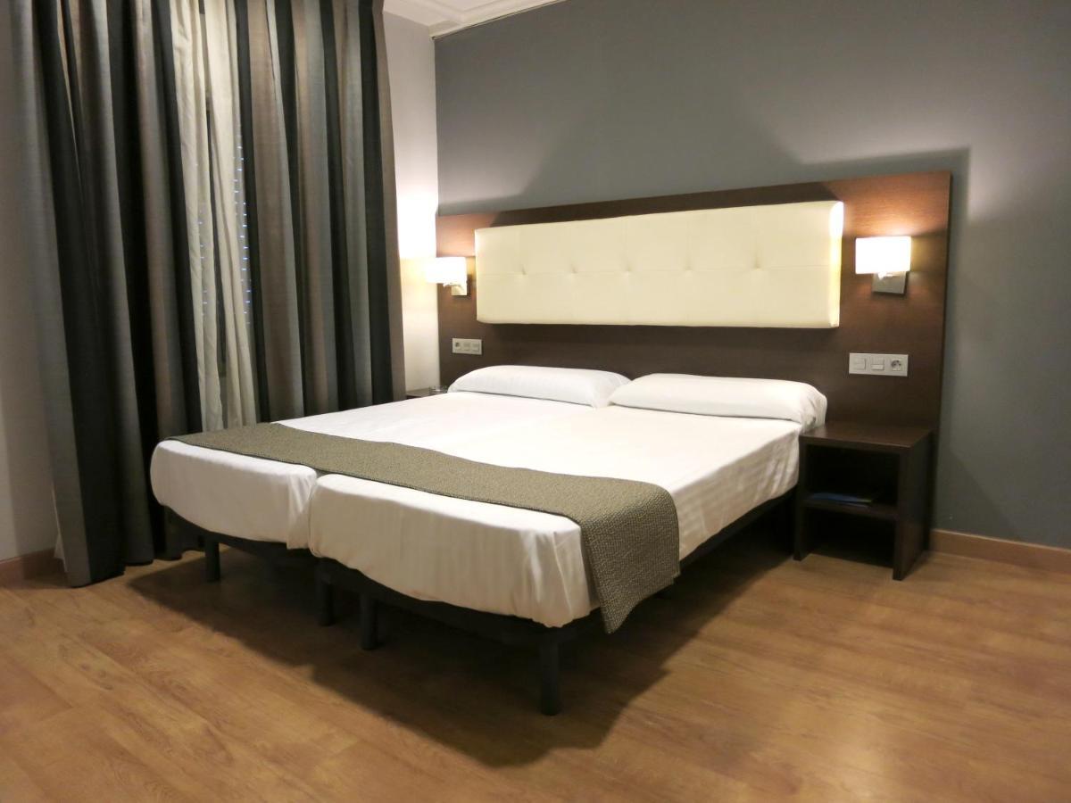 Apartamentos Boutique Catedral Valladolid Exteriör bild