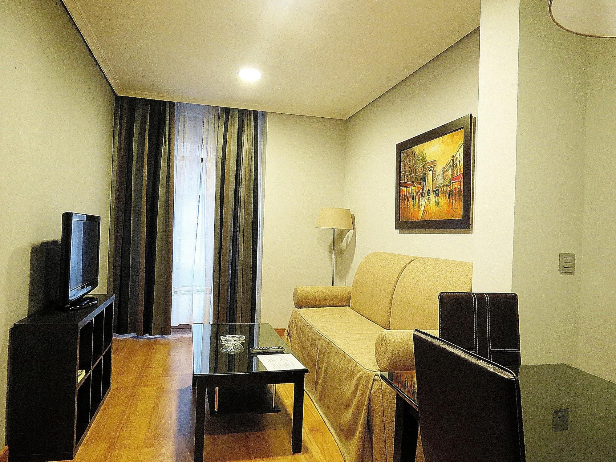 Apartamentos Boutique Catedral Valladolid Exteriör bild