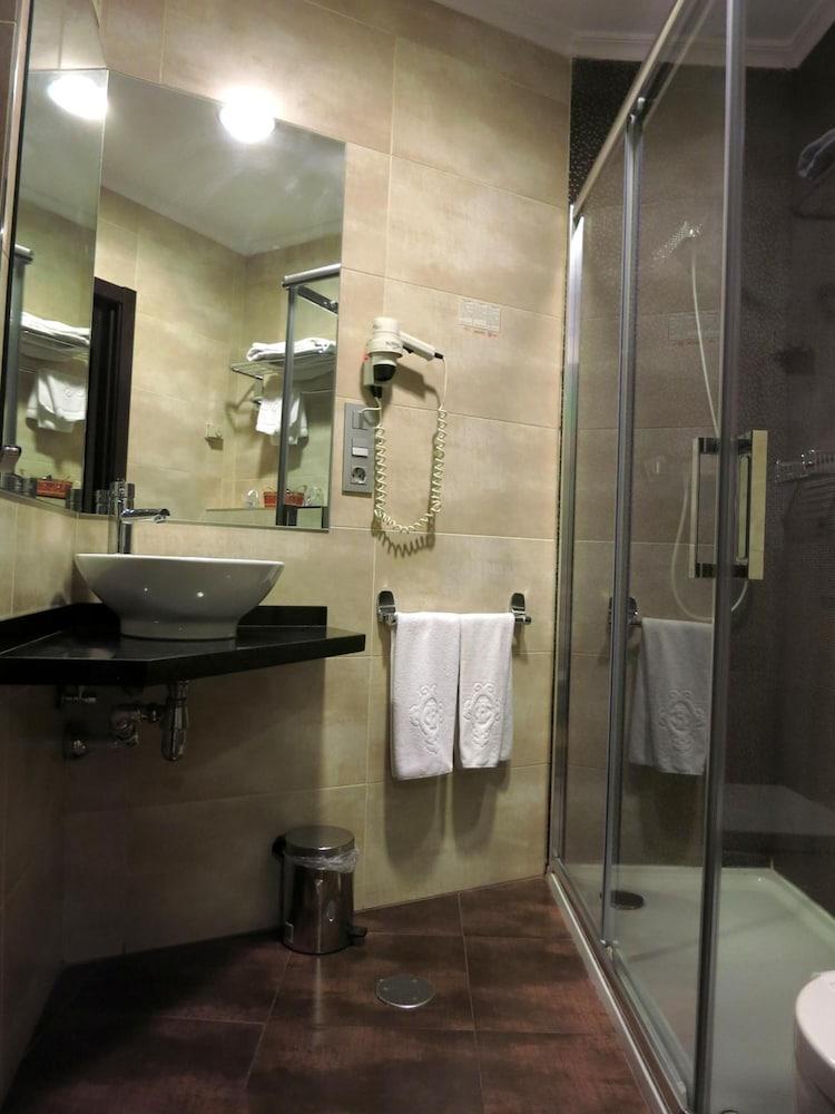 Apartamentos Boutique Catedral Valladolid Exteriör bild
