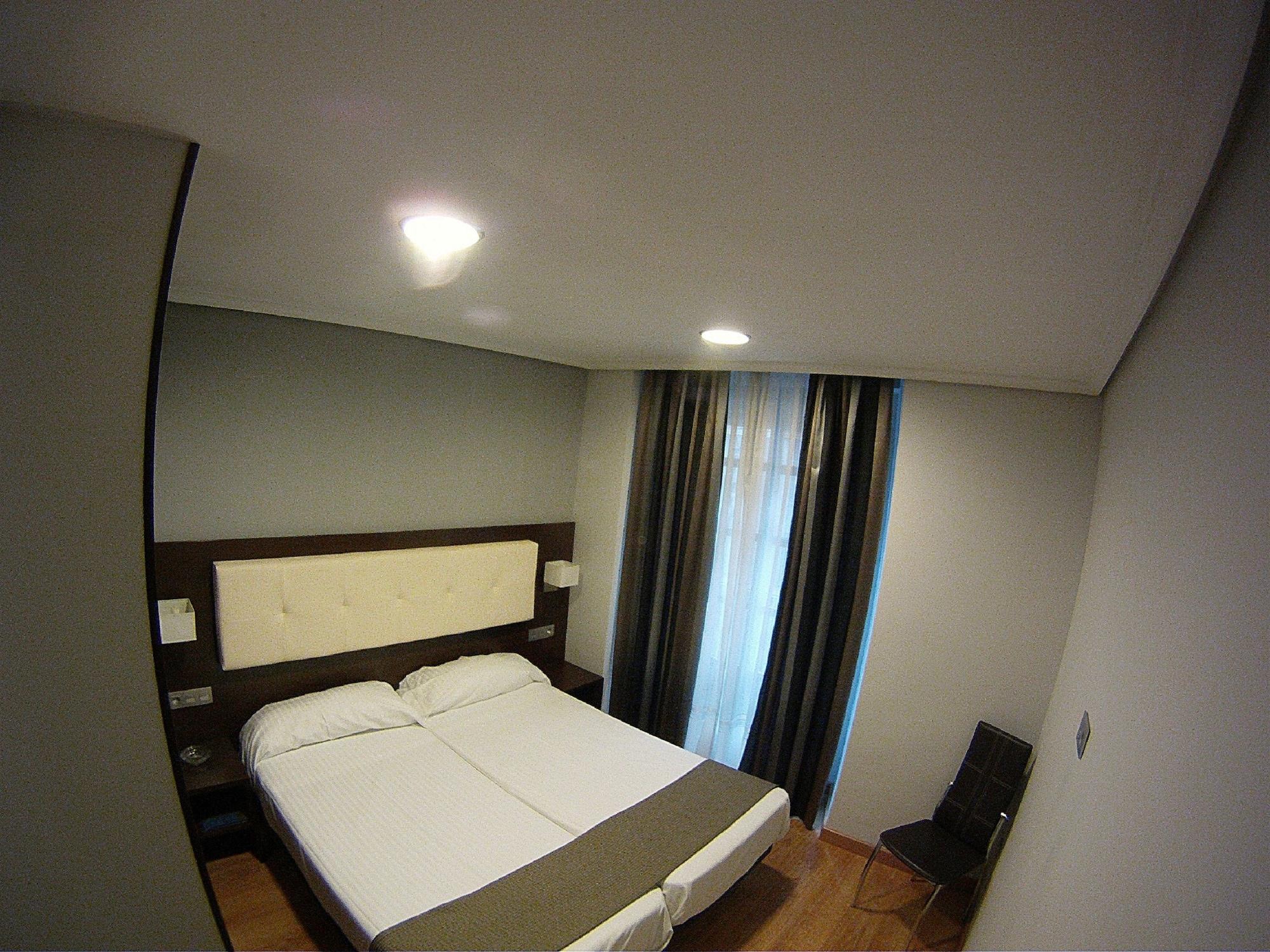 Apartamentos Boutique Catedral Valladolid Exteriör bild