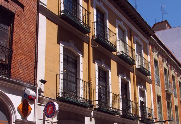 Apartamentos Boutique Catedral Valladolid Exteriör bild