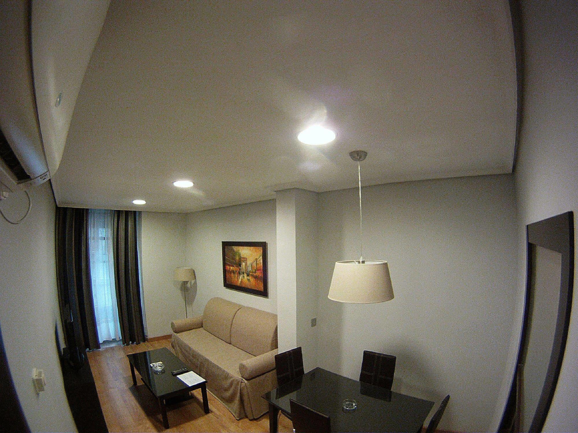 Apartamentos Boutique Catedral Valladolid Exteriör bild