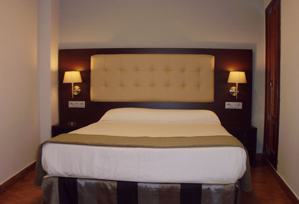 Apartamentos Boutique Catedral Valladolid Exteriör bild